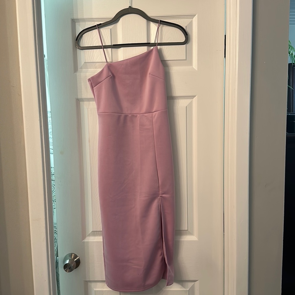 Cute purple dress never worn.